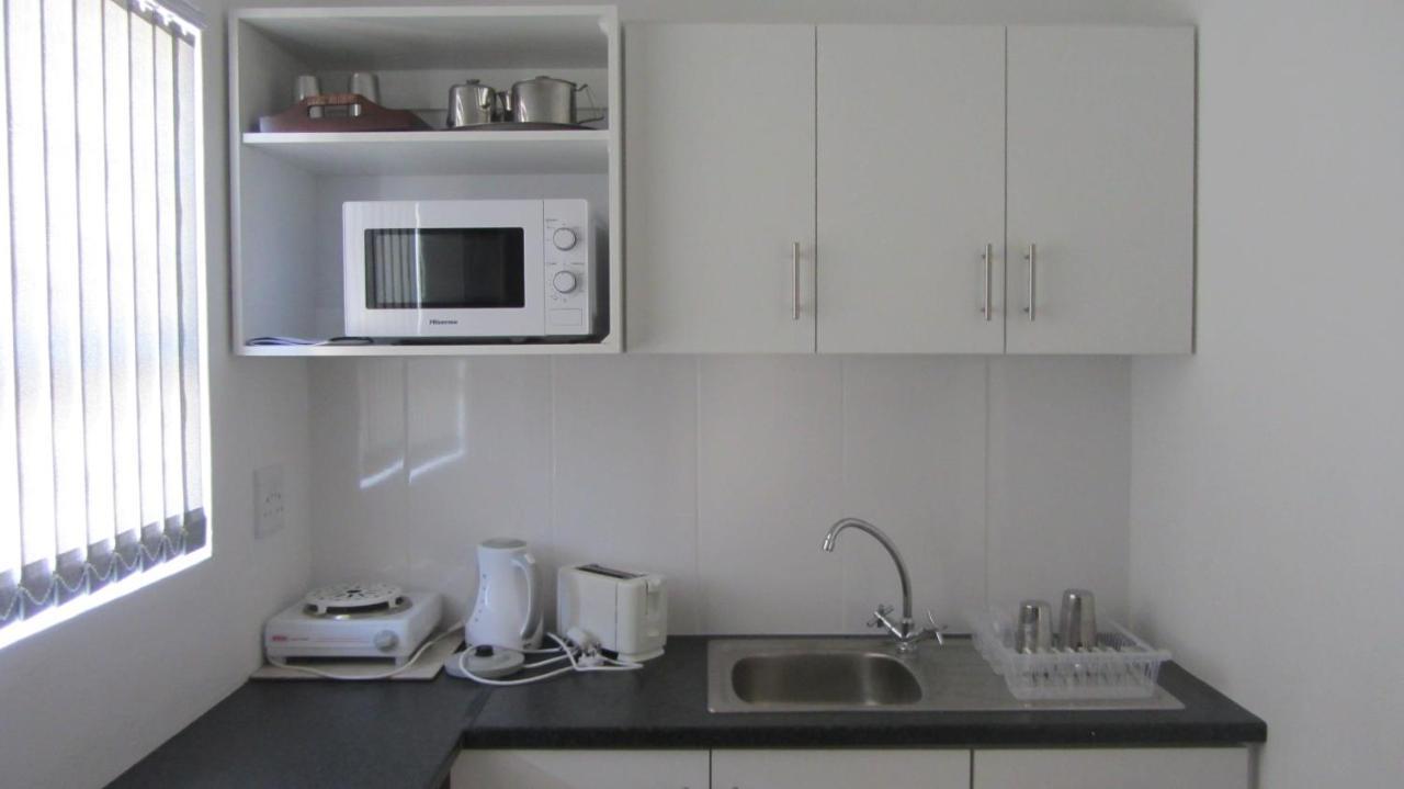 Swem Jannie Appartement Struisbaai Buitenkant foto
