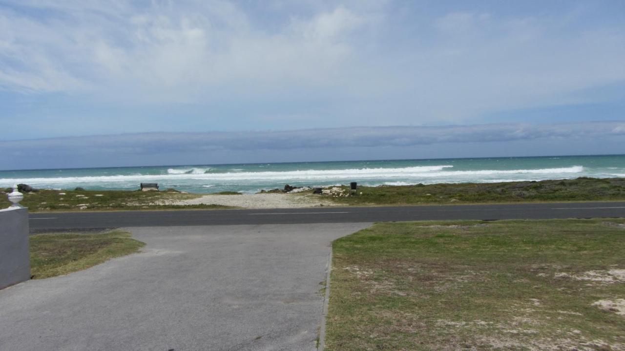 Swem Jannie Appartement Struisbaai Buitenkant foto