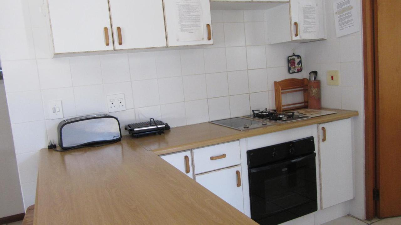 Swem Jannie Appartement Struisbaai Buitenkant foto