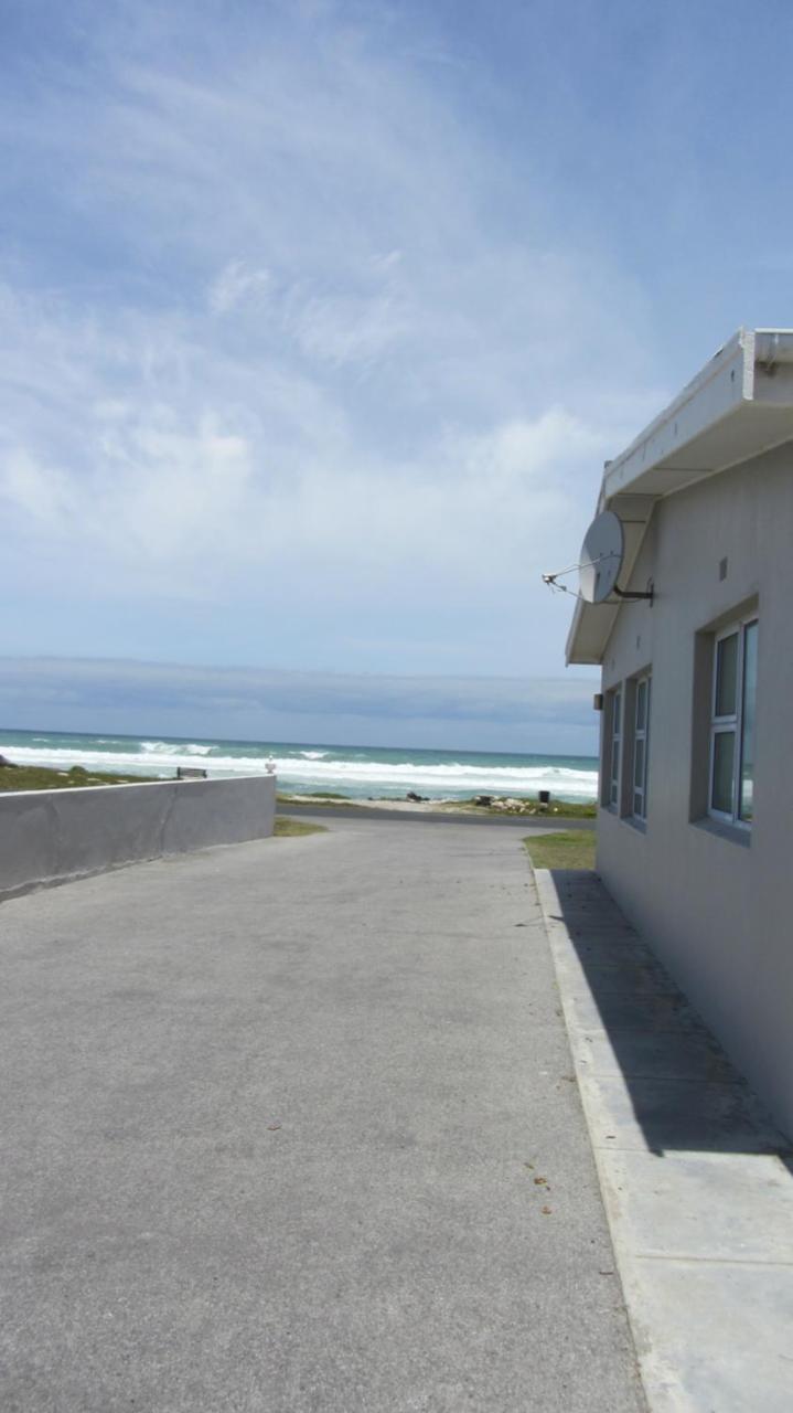 Swem Jannie Appartement Struisbaai Buitenkant foto